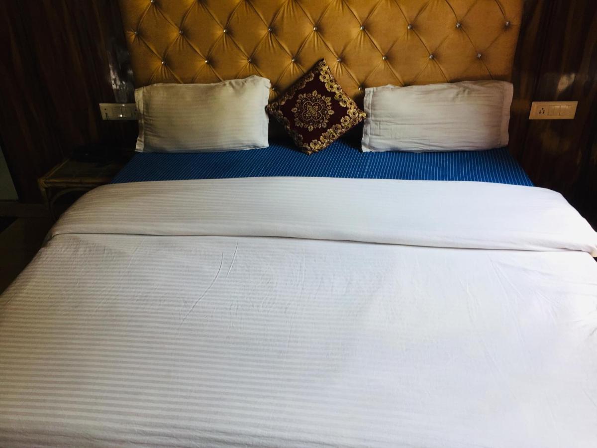 Hotel Prem G, Mussoorie Exteriör bild