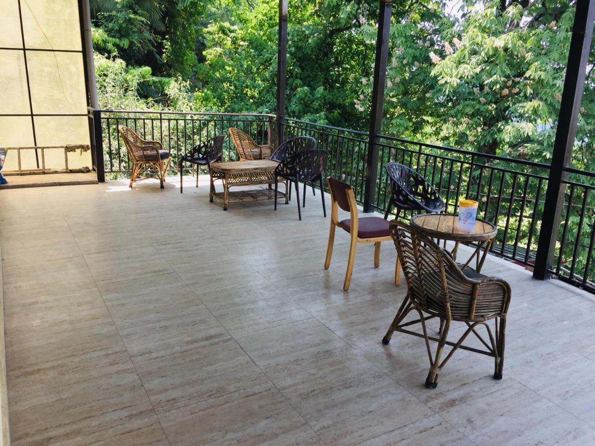Hotel Prem G, Mussoorie Exteriör bild